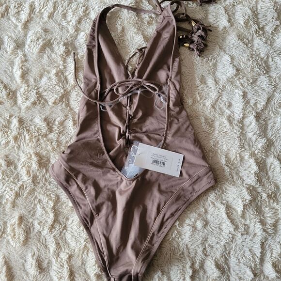 NWT🏷️PAOLITA SIOUXSIE RARE one piece Lace-Up Swimsuit Size Small - Picture 8 of 10